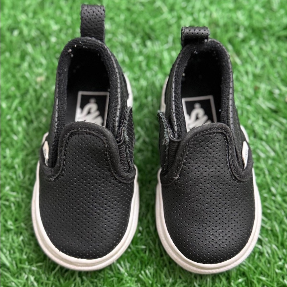 Vans Toddlers Black Slip-On Shoes Size 4